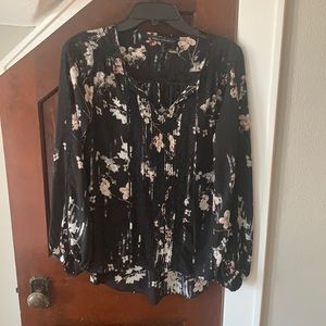 White House Black Market Blouse